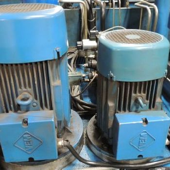 200 Ton,Hydraulico, hydraulic press,24.5" stroke,51.18 DL,97.2 x 44.62 bed,windows,palm buttons,AB Panelview 1250,1999,#13933J