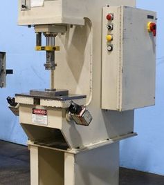 15 Ton,Greenerd#HPB-15, 8" str,14 DL,9 throat,5 HP,dual palm buttons,factory stand,’05