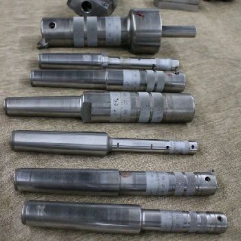 Sip#MP-5E, jig bore,in/mm,#4MT,5 HP,built-in feeds,power rap.trav,Sip tooling pkg