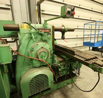 Kearney &amp; Trecker#330TF-17, 34" long,12 cross,18 vertical, #50, 30 HP, horiz. mill