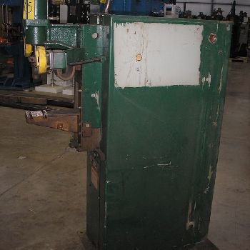 30 KVATaylor-Winfield#EBB3-8-30, bench type spot welder, 8" throat, 4 cylinder, standard dual acting, 440/460/480 V., 1 ph