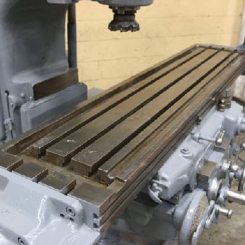 Kearney &amp; Trecker#4CH, vertical mill,74" x 15-1/2 table,10 HP,power draw bar,#69650