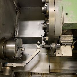 Hitachi-Seiki # HT-25S, Tour CNC, Balançoire 20 ", 25 centres, 20-3600 tr / min, Alésage 2,75, 25 CV, 2 axes, Fanuc 10TF / CRT, # 7447