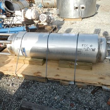 50 gal. 30-15 psi, 17.5" x 68, Mueller, 304L Stainless Steel,dish top/bottom,4 Stainless Steel legs,13 discharge height,NB #42013,#42548