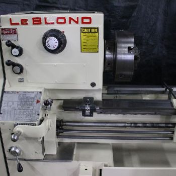 19.5" x 105LeBlond#SERVO-SHIFT, D1-6,1000 RPM,#4MT,in/mm,10HP,14.5 bed,12 3-Jaw