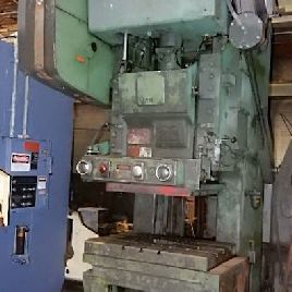 110 Ton,Bliss#C110, 4" stroke, 42 x 27 bed, 19 SH, A/C, vari-speed 45-90 SPM, 1972, Tag #15738