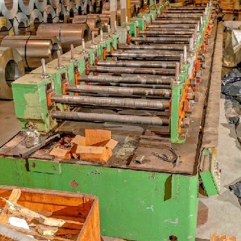 18 Stand,B &amp; K#2B-1A-71, rollformer,51" roll space,3.25 shaft @ 16 spacing,50 HP,no tooling.