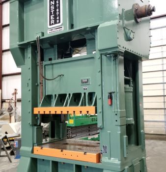 150 Ton,Minster#E2, 10" stroke, 33 SH, 60 x 48 bed, 0-80 SPM, 1983, (2) #sr5376