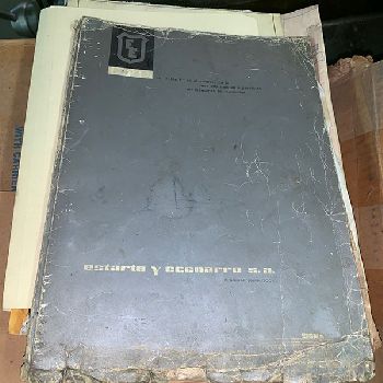 EstartaNo. EE-301, centerless grinder,1/16" -2 grinding diameter,10 HP,work rest,coolant,coolant,hyd dressers,1971,#158795