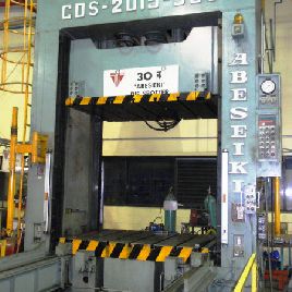 33 Ton, Abeseiki # CDS-2015-30S, гидравлический пресс для высечки, ул. 70,87 ", 70,87 дл, 30 окон, № 26009