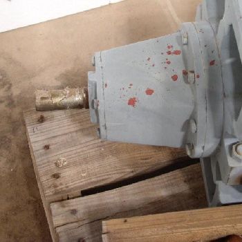 125 HP @ 1750 RPM,Hansen#RDF44, right angle, 90:1 ratio, never used