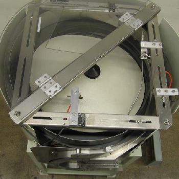Hoppmann#FT30IRLDCA, centrifugal feeder capable of orienting &amp; feeding a variety of parts at rates from 20-2000 ppm