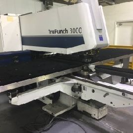 20 tonnes, Trumpf # TRUPUNCH-3000, Machine de poinçonnage électronique, 18 sta, 50 "x 100,2011, # 10963
