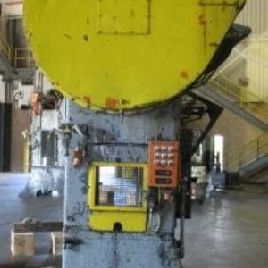 200 Ton, Erie #S1-200-30-36, 8" str, 30 x 36 bed, 40 SPM, press mounted, A/C &amp; brake