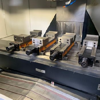 Doosan #MYNX-6500, 30 ATC,50" X,26 Y,25 Z,8k RPM,Fanuc i,chiller,boxway,’11/15 (3 available)