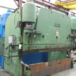 400 Ton,Pacific#K-400, hyd press brake,12â€™ OA,125" BH,12 stroke,16 thrt,40 HP,#61809