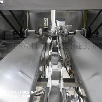 CMI Equipment &amp; Engineering Co., precision trimmer for topping &amp; tailing, 20-65 count per minute, automatic adjusting blades