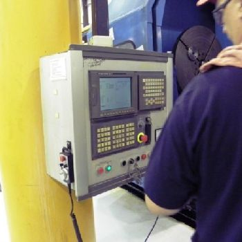 39" /120 x 98 /157Binns &amp; Berry#SBGLData 1000, univ gap lathe,5.9 bore,Fanuc 18iTA