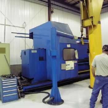 39" /120 x 98 /157Binns &amp; Berry#SBGLData 1000, univ gap lathe,5.9 bore,Fanuc 18iTA