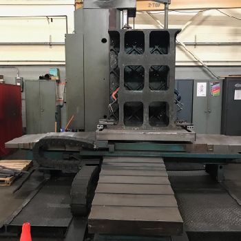 4.1"WMW#BMT-105-DRO, horiz,82.6 X,71 Y,63 Z,55 x 63 table,CAT50,1600 RPM,’98,#10396