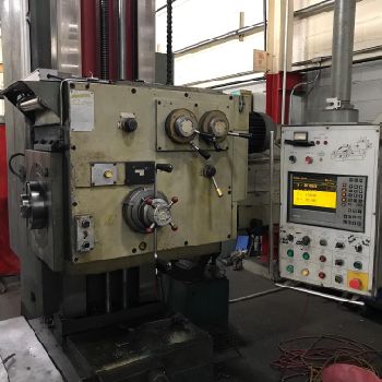 4.1"WMW#BMT-105-DRO, horiz,82.6 X,71 Y,63 Z,55 x 63 table,CAT50,1600 RPM,’98,#10396