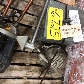 6 KVATecna#TE7913, scissor type portable transgun spot welder w/Integral transformer,12" throat,220/230/240 V.,1 ph.,#6725