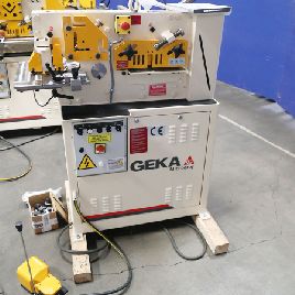 MICROCROP-36 # 3, 3 x 5 / 16Geka, 40 tonnes, 6-6 / 8 gorge, 1,5 temps, 4,5 CV, pédale de pédale, Nouveau, # SMMICROCROP36