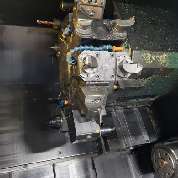 NakamuraTome #SC-250, Fanuc 18iT,12x20,2" bar,5k RPM,cllt chucks,live,sub,chip conv,’05