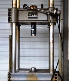 100 KIP,MTS#311.31, 4-column material fatigue testing