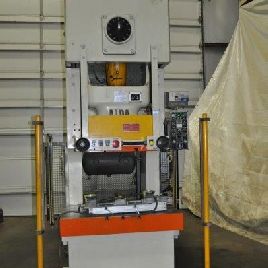 165 toneladas, Aida # NC1-150 (2), prensa de marco de separación de un solo punto, carrera de 7.87 ", 15.7 SH, embrague de aire y freno, 15 HP, sobrecarga hidráulica, # 13899J