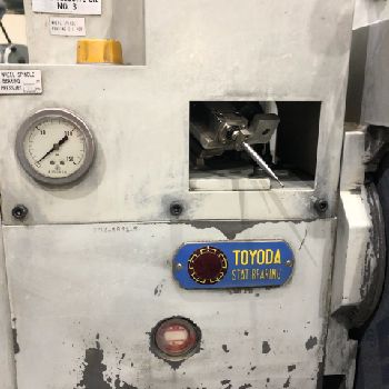12.6" x 39.4Toyoda#GE4A-100, 11.3 diameter, 16 OD x 3 ID, #4MT, GC32 control, tailstock, 1995