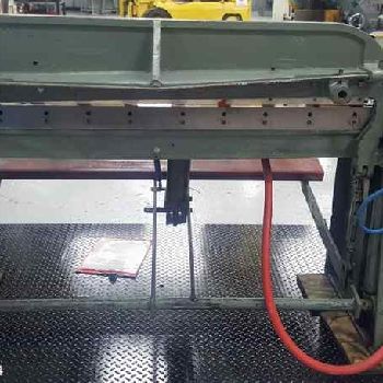 18 ga. x 4.3â€™Nelson#NFS-200005, pneumatic shear, air operated, 24" front supp. arms