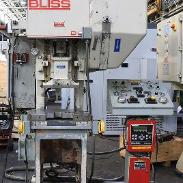 22 Ton, Bliss # CH-22, пресс OBI, ход 2-1 / 2 ", 9-1 / 4 SH, пневматическая муфта и тормоз, 1992, № 158810