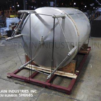 6000 gal.Walker, 304 Stainless Steel, jacketed &amp; insulated cooling tank rated for 55 GPM of glycol or cold water, 15 psi, dome top