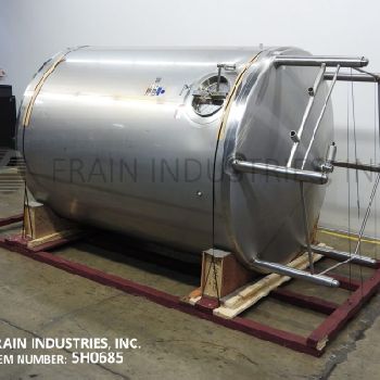 6000 gal.Walker, 304 Stainless Steel, jacketed &amp; insulated cooling tank rated for 55 GPM of glycol or cold water, 15 psi, dome top