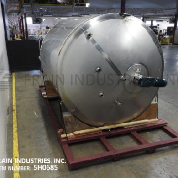 6000 gal.Walker, 304 Stainless Steel, jacketed &amp; insulated cooling tank rated for 55 GPM of glycol or cold water, 15 psi, dome top