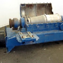 Dorr OliverMerco # 16L, centrifugeuse avec décanteur à bol plein, acier inoxydable 316, vitesse maximale du bol à 4000 tr / min, convoyeur à double avance de 5 ", # 38459