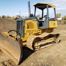 CHARIOT À PLATEAUX JOHN DEERE 550J 2012 2732947 D'OCCASION