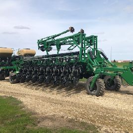 2014 grandes planchas YP2425A PLANTER 2574392 USADO