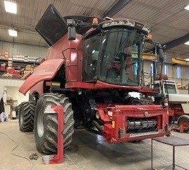 2015 CASE IH 6140 COMBINE 2636158 USED