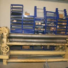 Plate rolling machine