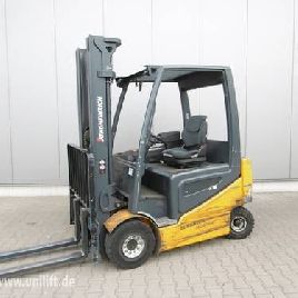 JUNGHEINRICH EFG 425 ks