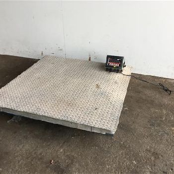 Avery Berkel L126 Stainless platform scale