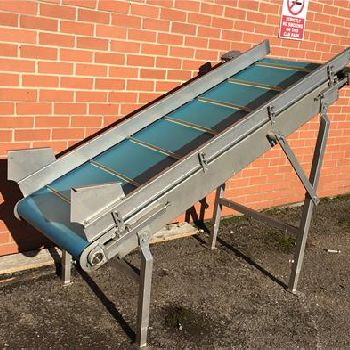 Affeldt Flighted elevator conveyor