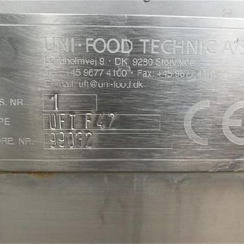 Uni Food Technic A/S UFT F42 Fish head cutting machine