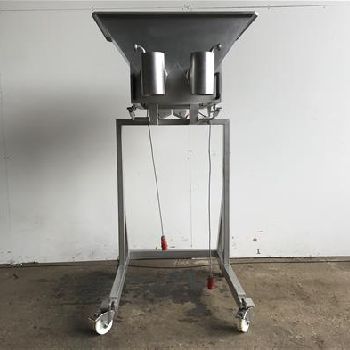 Leonhardt Stainless hopper and twin screw feeder