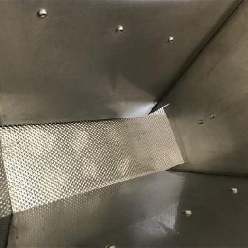 Yamato ADW-510 ACC multihead weigher and bagging line