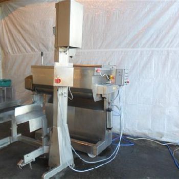 Velati Mixer300 twin shaft paddle mixer and tote bin hoist