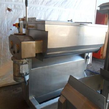 Velati Mixer300 twin shaft paddle mixer and tote bin hoist