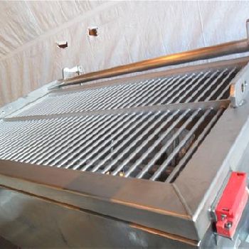 Velati Mixer300 twin shaft paddle mixer and tote bin hoist